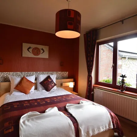 Villa Quaint In With Jacuzzi Jalhay